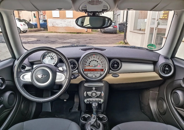 MINI Cooper cena 19900 przebieg: 149324, rok produkcji 2007 z Pyrzyce małe 326